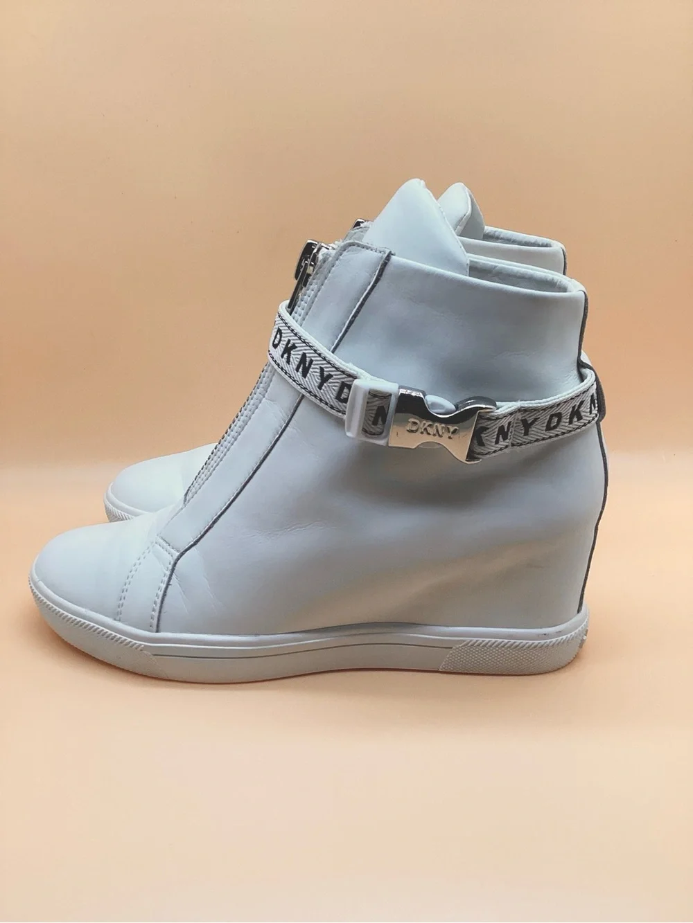 DKNY White Wedge Sneakers with Branded Strap Excellent Condition! Size 7.5 - Picture 2 of 10